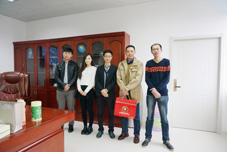 海固王总会见台湾客户